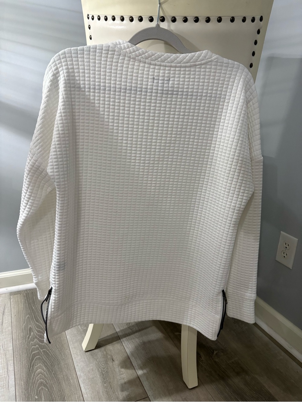 Buckle Black White Waffle Knit Crewneck Tunic zip on sides - Picture 2 of 8